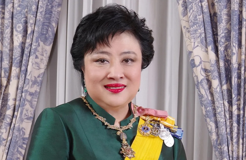วันที่ 13 กรกฎาคมของทุกปี เป็นวันคล้ายวัน...