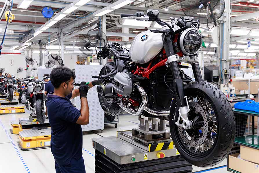 The Motorrad Q&A: "Make Life a Ride"The L...
