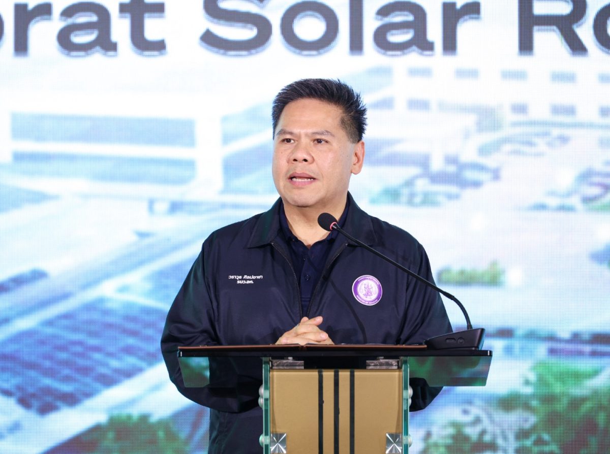 รมว.อุตฯ ชมโครงการโซลาร์รูฟท็อปใหญ่ที่สุดในอีสาน ปลุกภาคอุตสาหกรรมเติบโต เพิ่มมูลค่าเศรษฐกิจ ดันไทยเป็นฐานการผลิต-การลงทุนของโลก