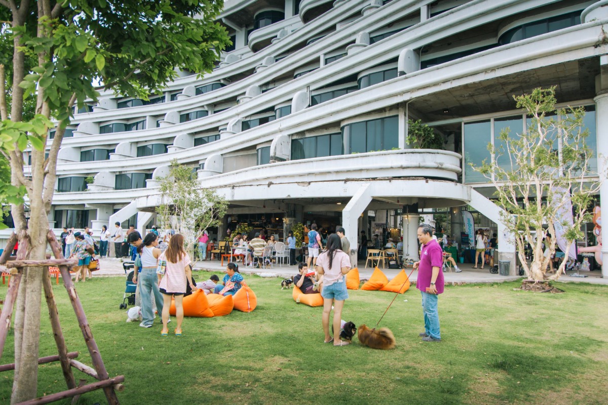 The Lake Club เตรียมแปลงโฉมเมืองทองธานี เป็นย่านสร้างสรรค์แห่งใหม่! จับมือ ART ATMOST จัดมหกรรมศิลปะรับลมชิล "Muangthong Art Connect" 16-19 ก.ค. นี้ เข้าชมฟรี!