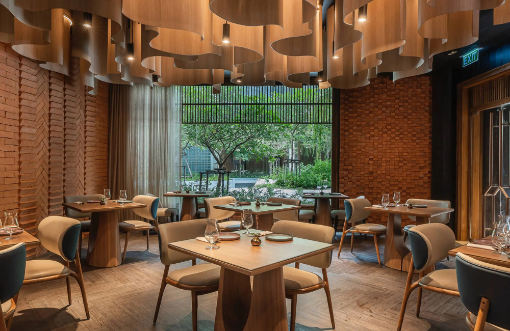 Finding the perfect riverside restaurant ...