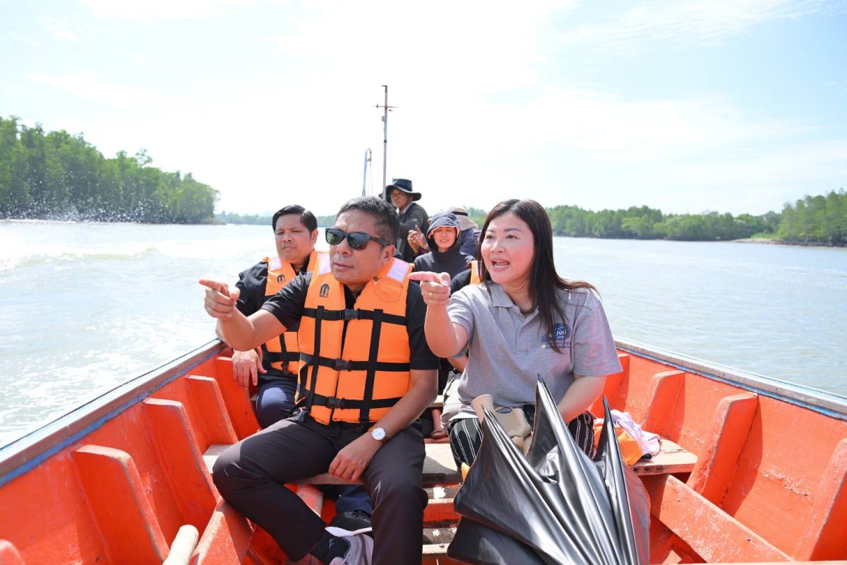 นางอรมน ทรัพย์ทวีธรรม อธิบดีกรมทรัพย์สินท...