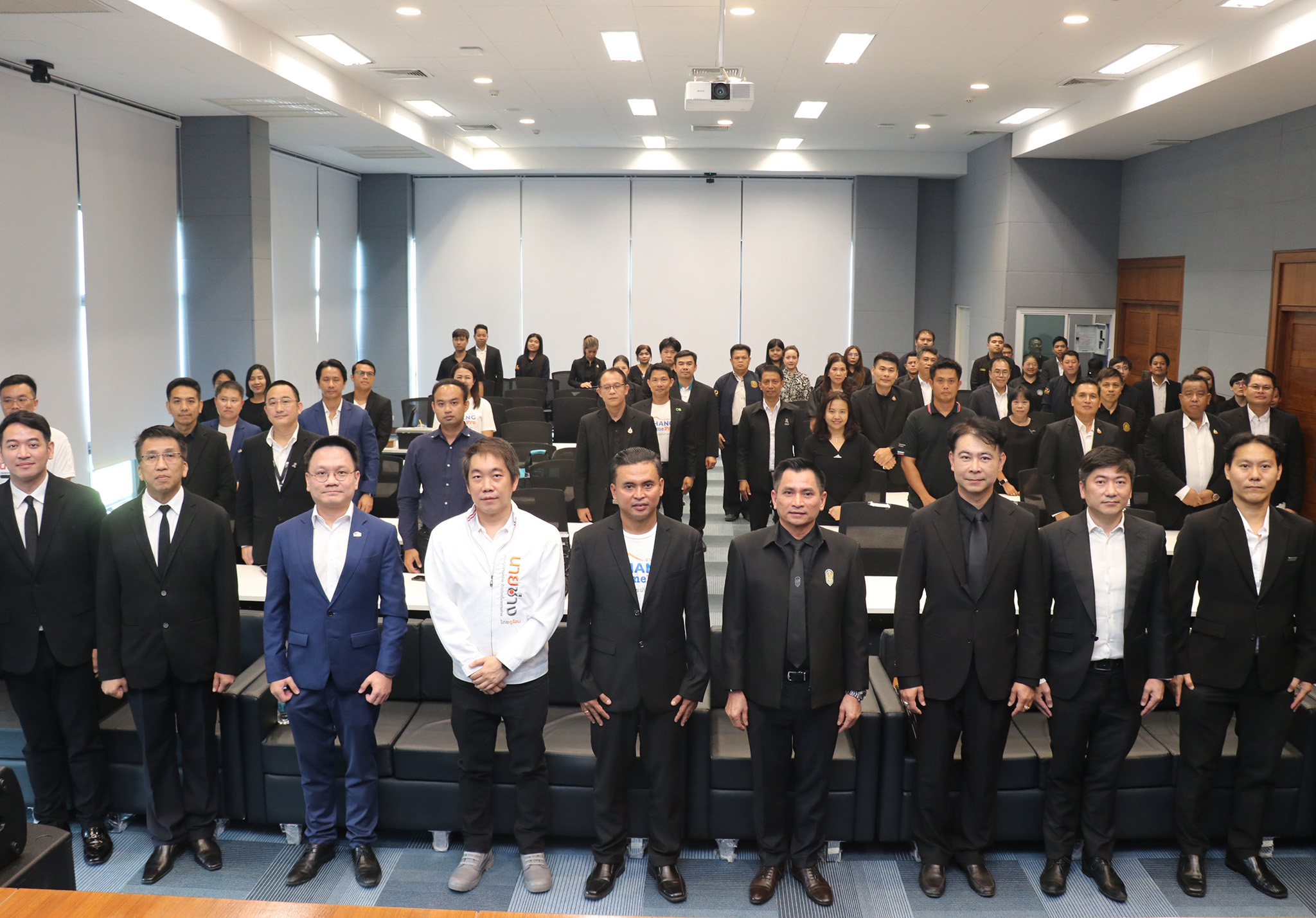 โฮมโปร เชื่อม "ทักษะ" สู่ "รายได้" สนับสนุนเครื่องมือประกอบอาชีพ 40 ชุด มูลค่า 278,000 บาท สร้างโอกาสการมีงานทำ และยกระดับศักยภาพแรงงานไทยอย่างยั่งยืน