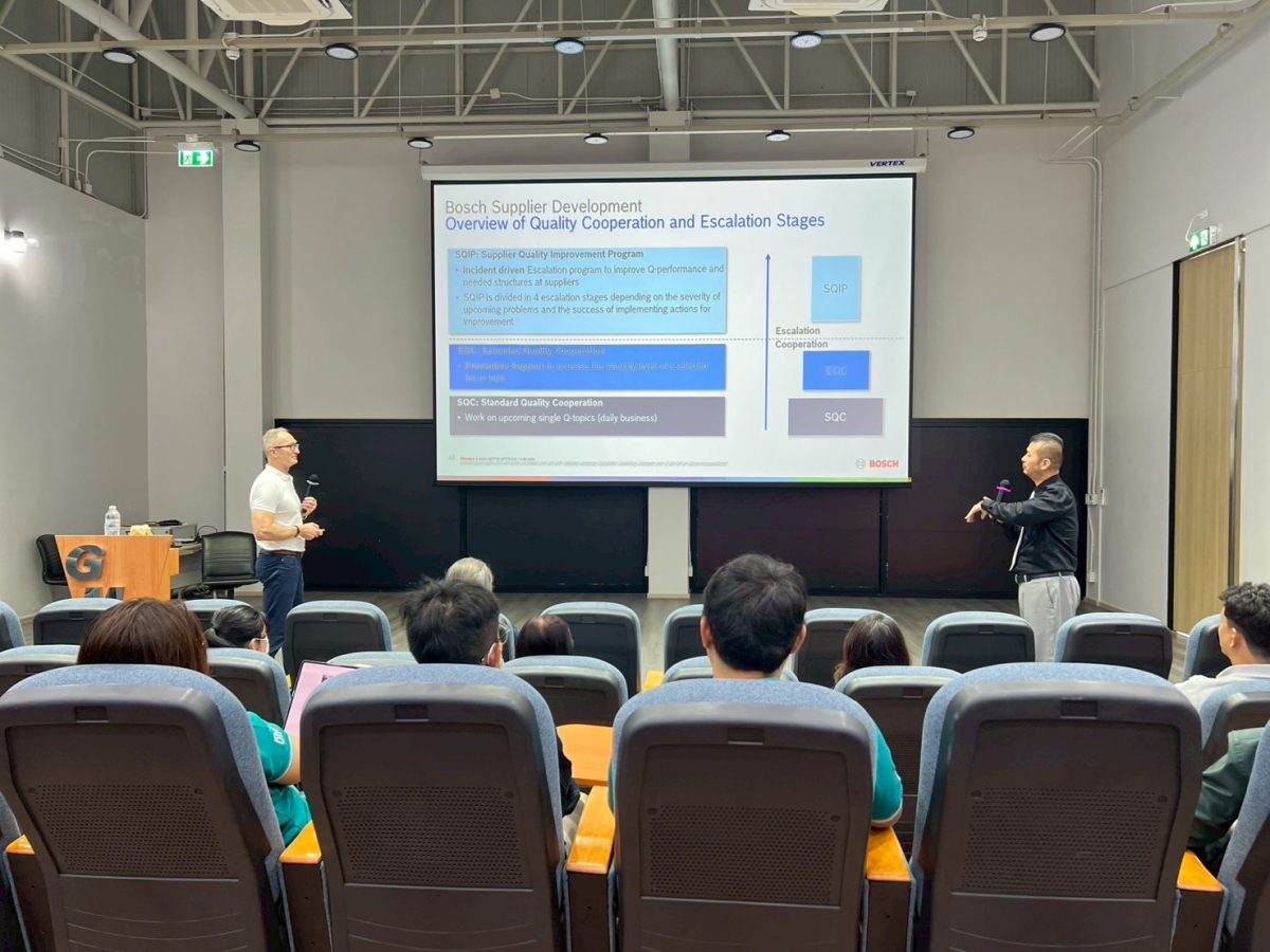 บัณฑิตวิทยาลัยการจัดการและนวัตกรรม (GMI) มจธ. จัดสัมมนาใหญ่รับมือวิกฤตภูมิรัฐศาสตร์ มุ่งยกระดับความยืดหยุ่นห่วงโซ่อุปทานไทย