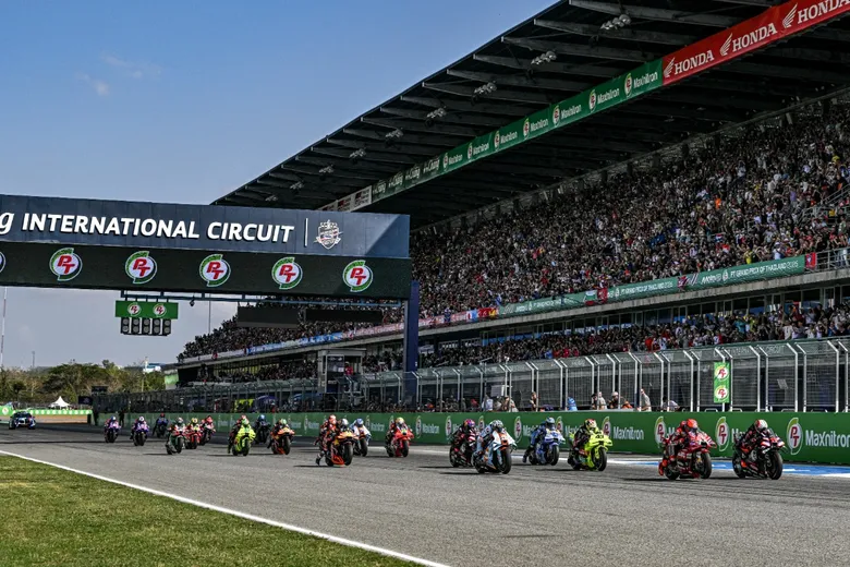 ทั่วโลกจับตา! "MotoGP" ประกาศเลือก "ไทย" เปิดศึกฤดูกาล 2027 ต้อนรับกติกาใหม่ ตอกย้ำหมุดหมายมอเตอร์สปอร์ตสำคัญ 3 ปีซ้อน