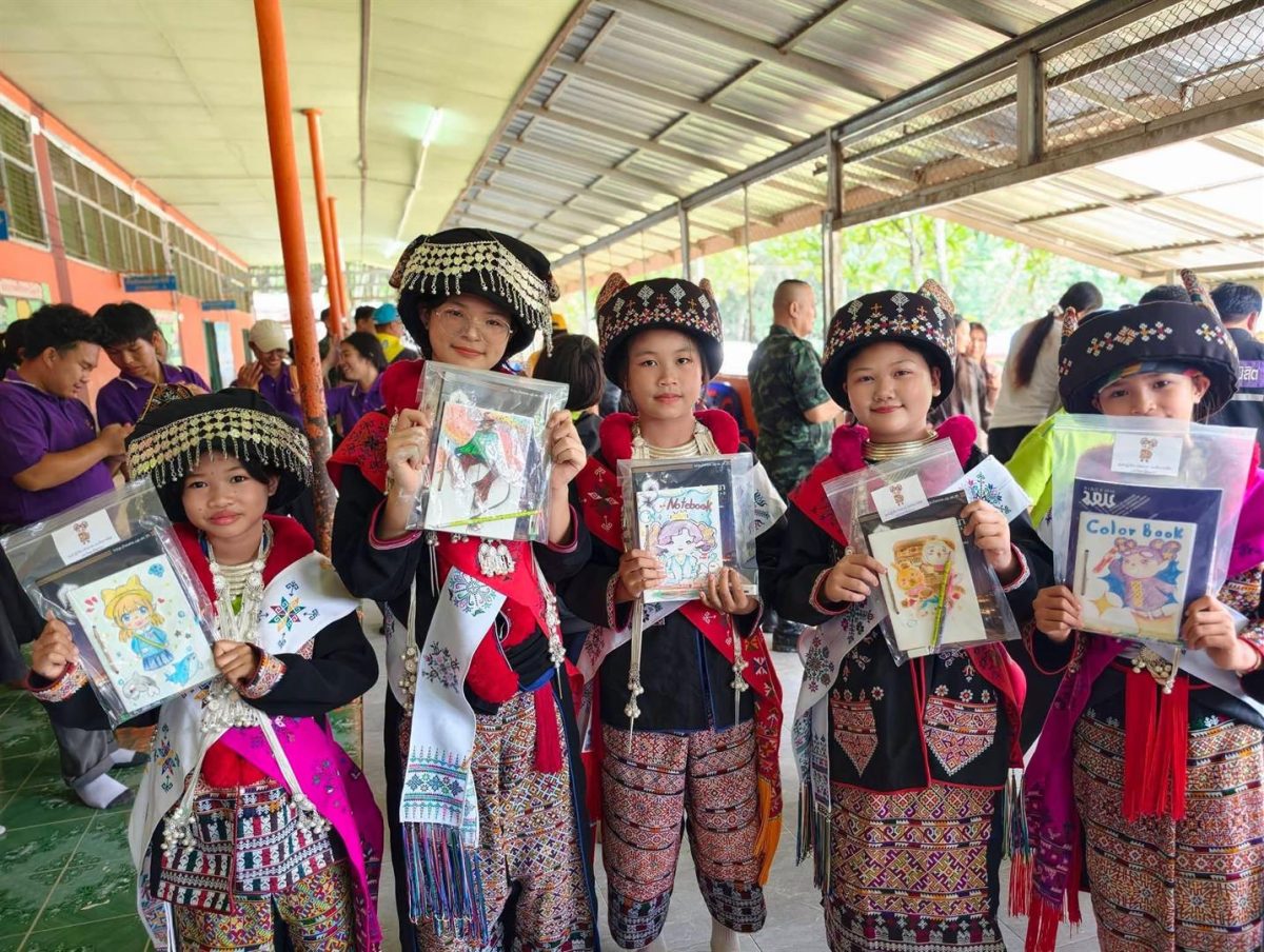 UP Mobilizes Student Volunteers to Bring Educational Opportunities and Happiness to Chiang Muan