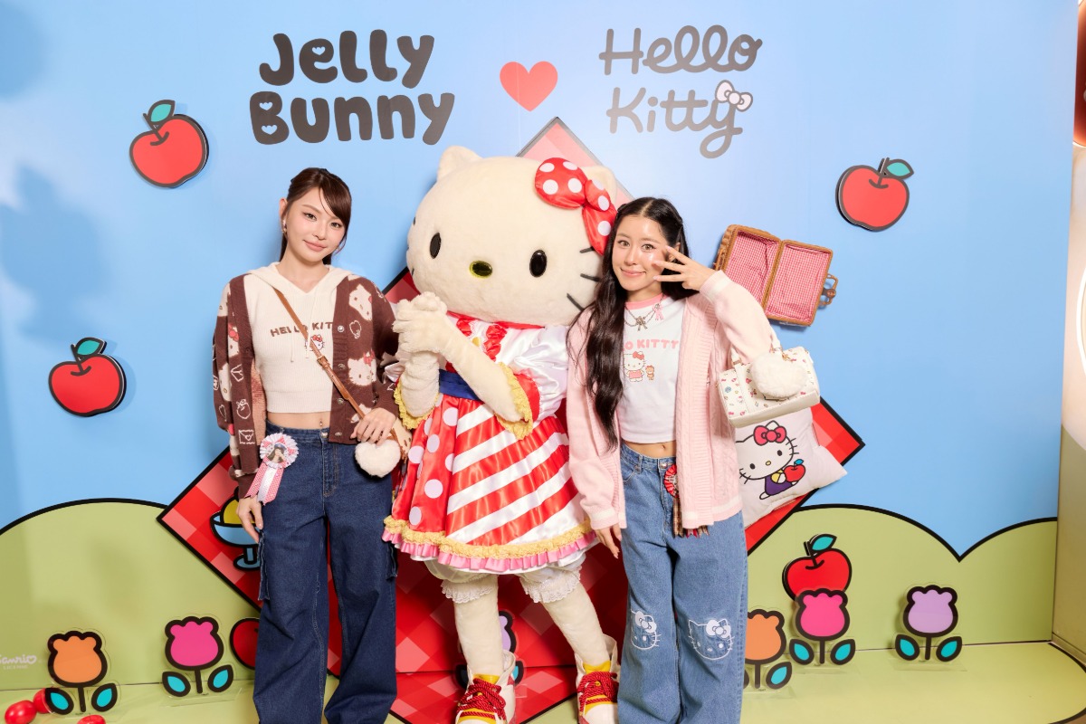 Jelly Bunny comes back with brand new collaboration...