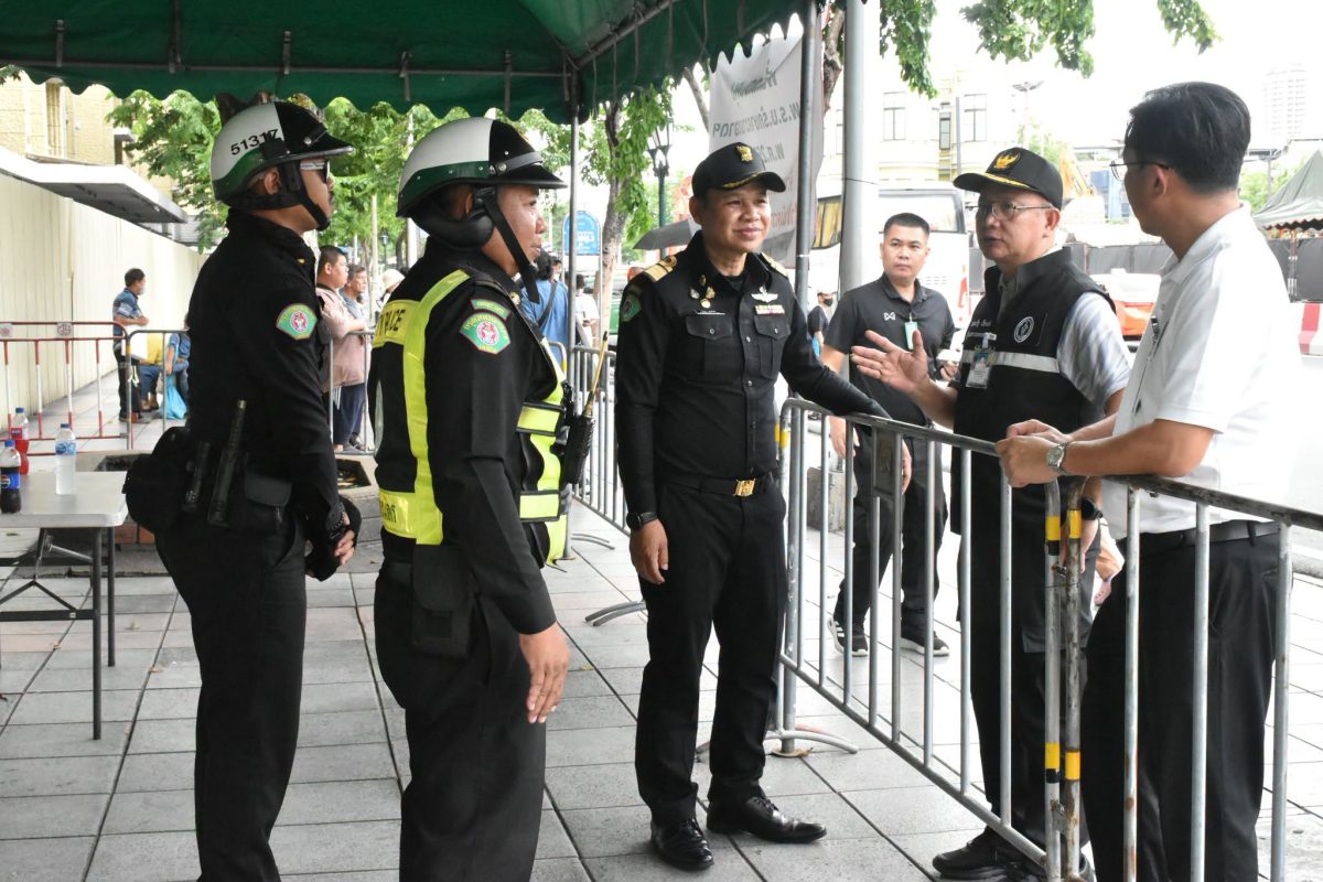 นายสยามรัฐ เรืองนาม ผู้อำนวยการเขตพระนคร กทม. กล่าว...