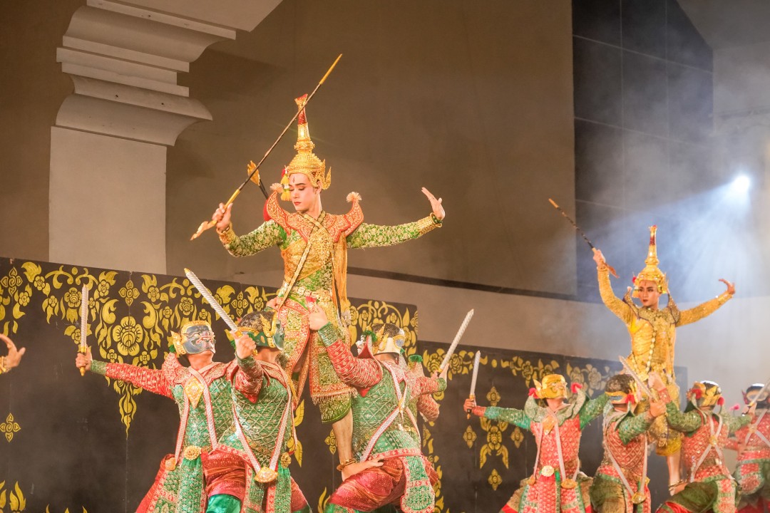 ม.พะเยา ร่วมสืบสานศิลปวัฒนธรรมไทย จัดการแสดงโขน "รามสมณะวตาร" ถ่ายทอดมรดกทางวัฒนธรรมสู่เยาวชนพะเยา