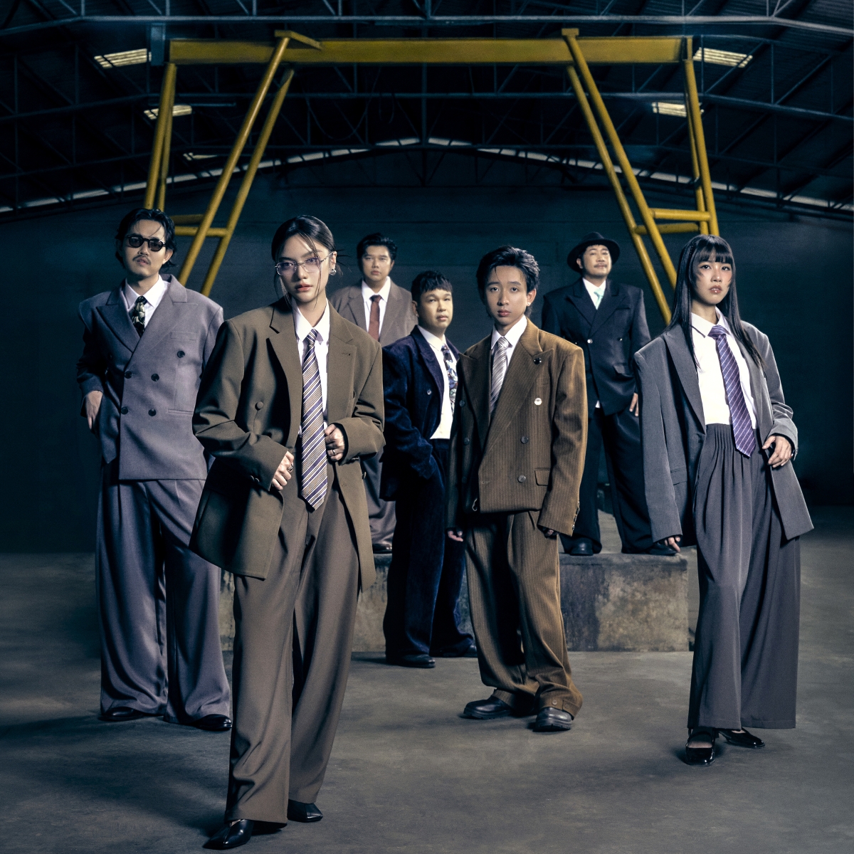 ASIA7 รอบนี้มาเต็มระบบกับเพลงใหม่ "WHO YO...