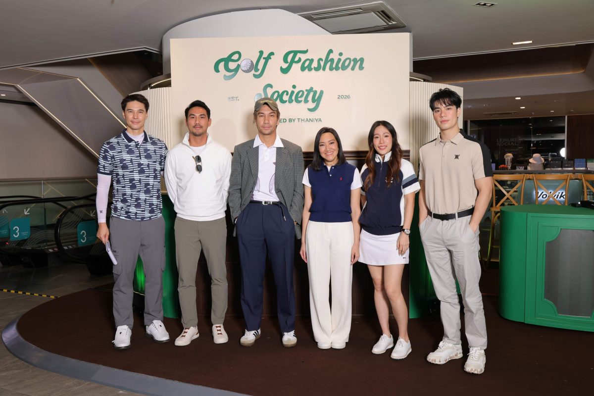 ใน "Golf Fashion Society presented by THA...