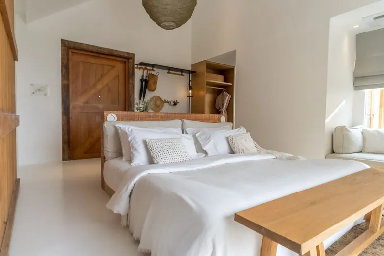 เอนกายกลางขุนเขากับการพักผ่อนใน Mountain Villa ณ โรงแรมรุกข์ คีรี เขาใหญ่ เดอะ เซ็นทารา คอลเลกชัน