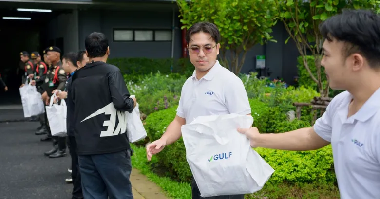 GULF Volunteers Join Forces to Support Bangkok's Flood-Affected Communities, Deliver 'GULF Care' Relief Kits and Essential Supplies