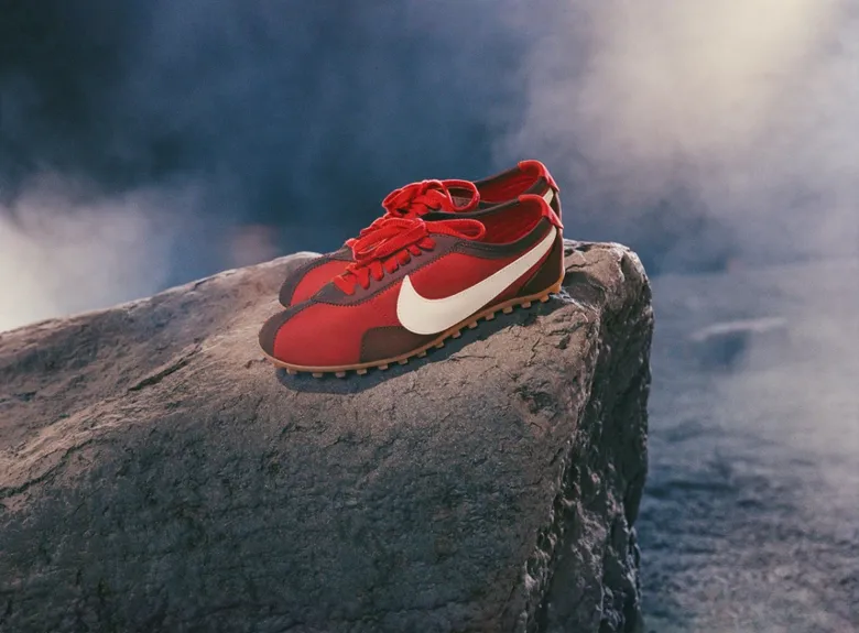 Nike Sportswear ฉลองเส้นทางสู่ความฝันของลิซ่าเปิดตัวแคมเปญ Moon Shoe
