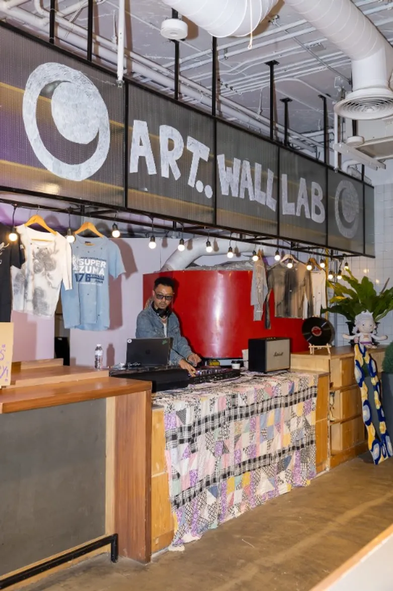 ART WALL LAB: A COMMUNITY CREATIVE LAB Siam Discovery Opens an Art Space Inviting Everyone to Create Together