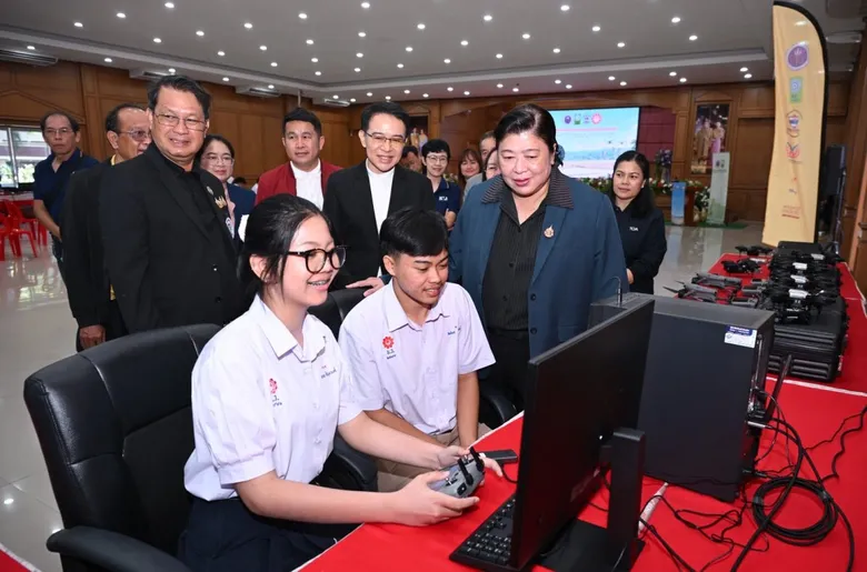 วช. หนุน สมาคมกีฬาเครื่องบินจำลองและวิทยุบังคับ เปิด "ศูนย์การเรียนรู้โดรนเพื่อการถ่ายภาพและส่งเสริมการท่องเที่ยว"