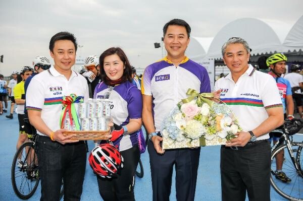 ภาพข่าว: 100Plus (ฮันเดรดพลัส) ร่วมแสดงความยินดี ท่าอากาศยานไทยเปิดให้บริการลู่ปั่นจักรยาน “Sky Lane Thailand”