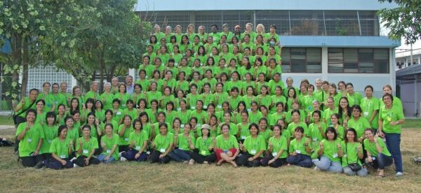 สมาคมสตรีอเมริกันแห่งประเทศไทยพัฒนาศักยภาพเด็กไทย จัดสอนภาษาอังกฤษให้นักเรียนในความดูแล