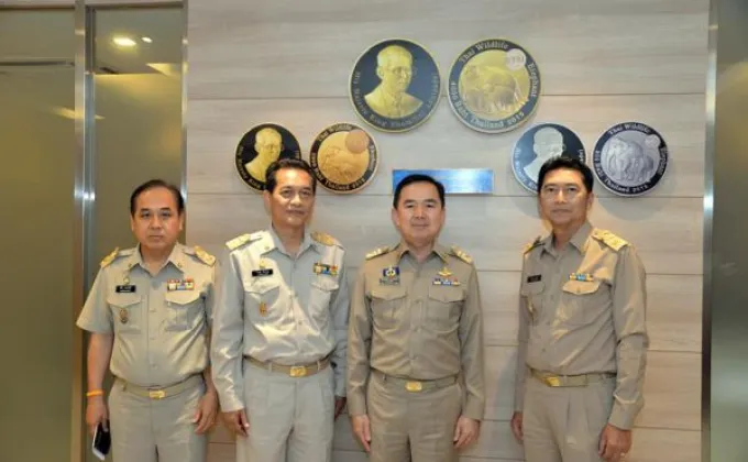 ภาพข่าว: อธิบดีกรมธนารักษ์แถลงข่าวจัดทำเหรียญกษาปณ์ที่ระลึกช้างไทย