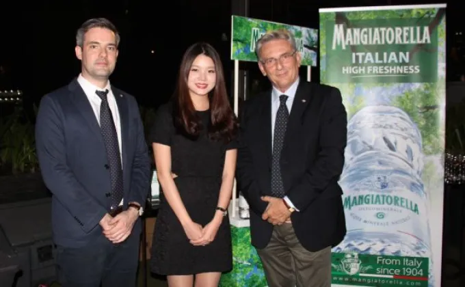 ภาพข่าว: น้ำแร่แมนเจียโตเรล่าร่วมงานพบปะสังสรรค์หอการค้าไทย-อิตาเลี่ยน