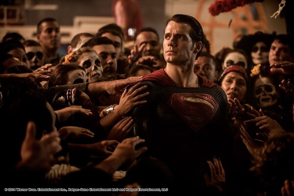 Movie Guide: มันส์ระห่ำประจันหน้าในตัวอย่างล่าสุดซับไทย Batman v Superman: Dawn of Justice เตรียมผงาด 24 มีนาคมนี้ในโรงภาพยนตร์