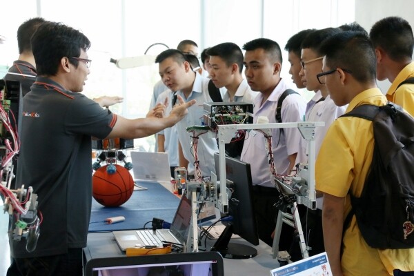 FIBO มจธ. แนะนำ วิทยาการหุ่นยนต์กับอนาคตของประเทศไทย