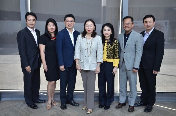 ภาพข่าว: การประชุมคณะกรรมการเตรียมความพร้อมก่อนเปิด “Ultra Wealth" หลักสูตรการบริหารการลงทุนเพื่อนักธุรกิจระดับท็อปของเมืองไทย