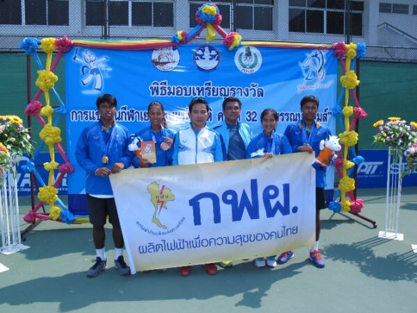 ภาพข่าว: ทีมเทนนิสนนทบุรีสร้างชื่อคว้า 1 ทอง 5 ทองแดง