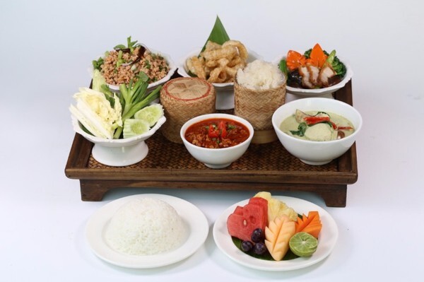 เทศกาลชุดอาหารไทยต้อนรับสงกรานต์