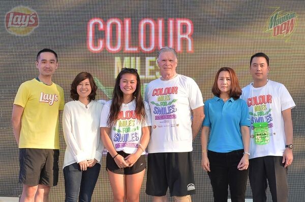 ภาพข่าว: เป๊ปซี่โค ร่วมระดมทุนช่วยเหลือผู้ป่วยปากแหว่งเพดานโหว่ ในงานวิ่งเปื้อนสีการกุศล “Colour Miles for Smiles 2016: Neon Edition”
