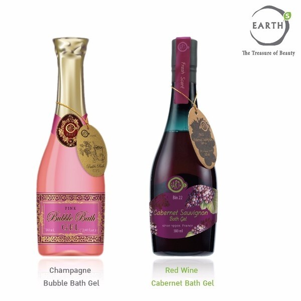 EARTHs - The Treasure of Beauty ขอแนะนำ 2 ผลิตภัณฑ์เจลอาบน้ำ ผสมไวน์แดงและสปาร์คกลิ้งไวน์ บำรุงผิวกาย กลิ่นหอมเย้ายวนใจ Earths Pink Bubble Bath Gel และ Earths Cabernet Sauvignon Bath Gel