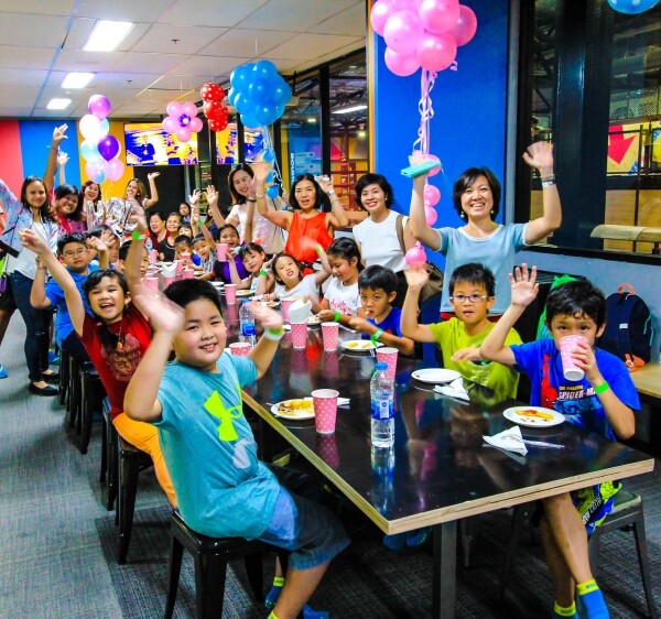 “คูล ปาร์ตี้” แพ็คเกจงานเลี้ยงวันเกิด ที่จะทำให้คุณสนุกมากกว่าปาร์ตี้ วันนี้ – 30 กันยายน 2559 บ๊าวซ์ ประเทศไทย ชั้น 5 เดอะสตรีท รัชดา