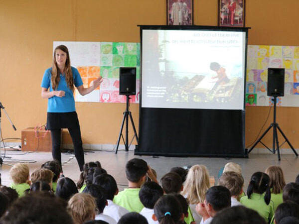 มูลนิธิเครือข่ายพัฒนาบ้านเด็ก แสดงความขอบคุณแก่โรงเรียนนานาชาติเปรมฯ