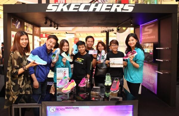 “Orange room” จับมือ “Skechers” เอาใจวัยรุ่นจัดงานอิน ฟินเว่อร์!!! กับ “Skechers Blacklight RunTM Thailand” งานวิ่งเรืองแสงยามค่ำคืนระยะทาง 5 กม. ครั้งแรกในเมืองไทย!!! ที่ทั้งใหญ่ และมีสีสันที่สุดในโลก!!!