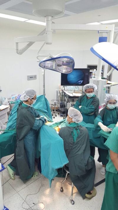 โรงพยาบาลตำรวจผ่าตัดนิ่วในถุงน้ำดีแบบไร้แผล แห่งแรกในเอเชียตะวันออกเฉียงใต้