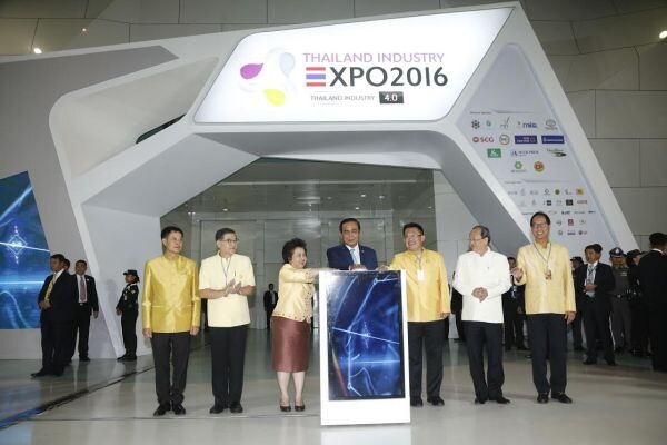 ภาพข่าว: กระทรวงอุตสาหกรรม จัดพิธีเปิดงาน “ Thailand Industry Expo 2016 ” มหกรรมซื้อของไทย ใช้ของดี ชูแนวคิด ศักยภาพอุตสาหกรรมไทย ความท้าทายสู่อนาคต