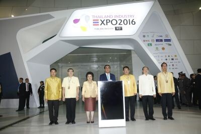 ภาพข่าว: กระทรวงอุตสาหกรรม จัดพิธีเปิดงาน “ Thailand Industry Expo 2016 ” มหกรรมซื้อของไทย ใช้ของดี