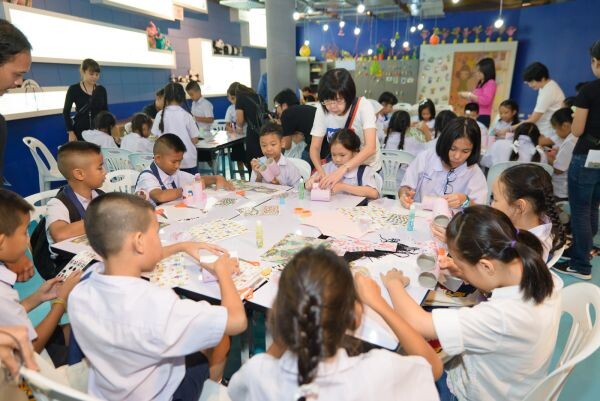 บริติช เคานซิล ประเทศไทย ร่วมกับธนาคารเอชเอสบีซีประเทศไทย จัดโครงการสร้างเสริมทักษะการอ่านสำหรับเยาวชน “Kids Read” ประจำปี 2559
