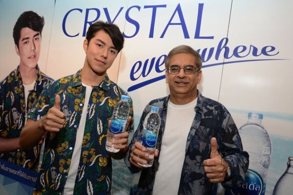 คริสตัล เดินหน้ายึดพื้นที่น้ำดื่มขวัญใจคนไทย ส่งแคมเปญ "ไปไหนก็คริสตัล” รุกตลาดครึ่งปีหลังโกยยอดขาย