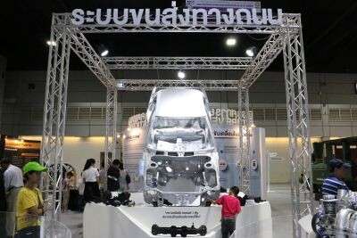 มหกรรมวิทย์ฯ 2559 ชวนน้องเปิดโลกยานยนต์แห่งอนาคต  ชมรถพลังงานแสงอาทิตย์คันแรกของไทย