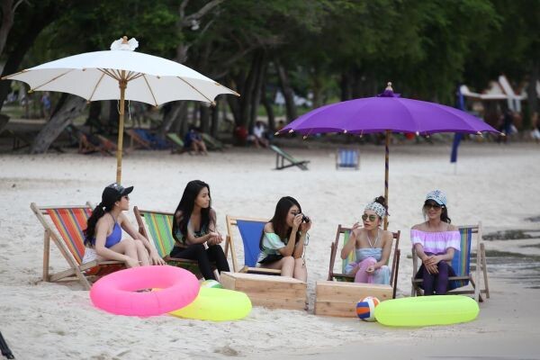 ทีวีไกด์: รายการ “The Bachelor Thailand ศึกรัก..สละโสด” เติมความแซ่บ!! “ปั้น” ชวนสาวๆ ทำกิจกรรม “ ริมชายหาด”