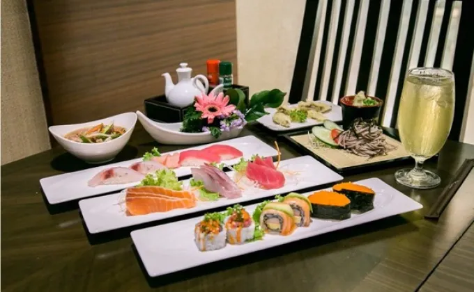 “มา 4 จ่าย 3 บุฟเฟ่ต์อาหารญี่ปุ่น”