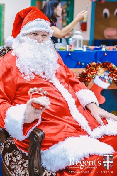 ภาพข่าว: ซานตาคลอสใจดีร่วมงาน Early Years Christmas Open Afternoon 2016 ณ โรงเรียนนานาชาติเดอะรีเจ้นท์กรุงเทพ
