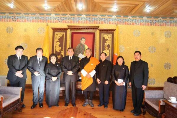ภาพข่าว: พลเอก ธนะศักดิ์ ปฏิมาประกร รองนายกรัฐมนตรี และรมว.วธ เข้าพบนายกรัฐมนตรีราชอาณาจักรภูฏาน