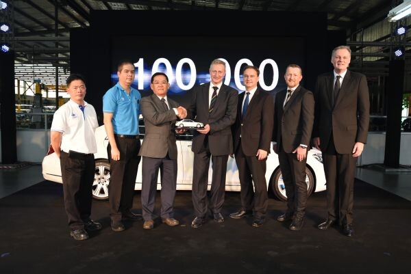 เมอร์เซเดส-เบนซ์ ต่อสัญญาธนบุรีประกอบรถยนต์ พร้อมเผยความสำเร็จกับยอดประกอบรถยนต์ในไทยครบ 100,000 คัน