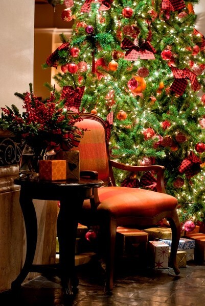 ฉลองวันคริสต์มาส อีฟ และวันคริสต์มาส ที่ สปาสโซ่ โรงแรมแกรนด์ ไฮแอท เอราวัณ กรุงเทพฯ