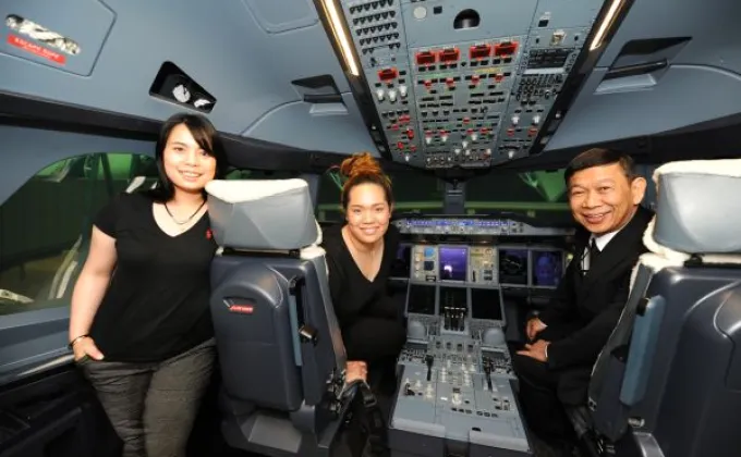 ภาพข่าว: การบินไทยต้อนรับโปรเมร่วมสัมผัสประสบการณ์การบินกับเครื่องฝึกบินจำลอง