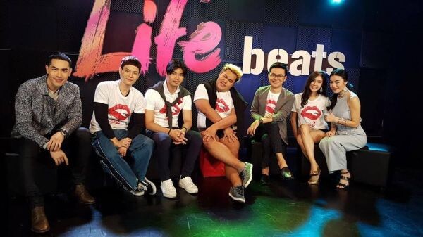 ทีวีไกด์: รายการ “Life Beats” รับประกันความฮา!!... ไดอารีตุ๊ดซีส์ เดอะซีรีส์ 2 ยกทีม!! บุก “Life Beats” โชว์ขำ...ทำพิธีกรรายการน้ำตาไหล