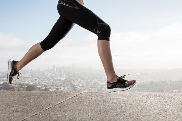 อาดิดาสเปิดตัวรองเท้าวิ่ง “อัลตร้าบูสท์ เอ็กซ์” พลิกโฉมสุดยอดรองเท้าออกกำลังกายสำหรับผู้หญิง