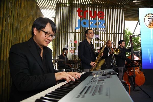 True Jazz Festival at Hua Hin เติมความสุขด้วยมนต์เสน่ห์แห่งดนตรีแจ๊ส ไปกับเทศกาลแจ๊สระดับโลก ณ เมืองหัวหิน 24-25 มีนาคมนี้ ณ ทรู อารีน่า หัวหิน